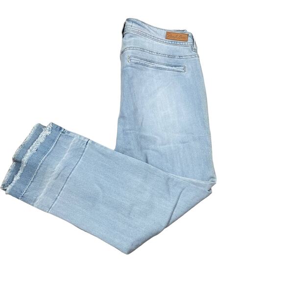 Sheryl Crow “Be Myself” Cropped Jeans Size 10 NWT - Picture 2 of 8